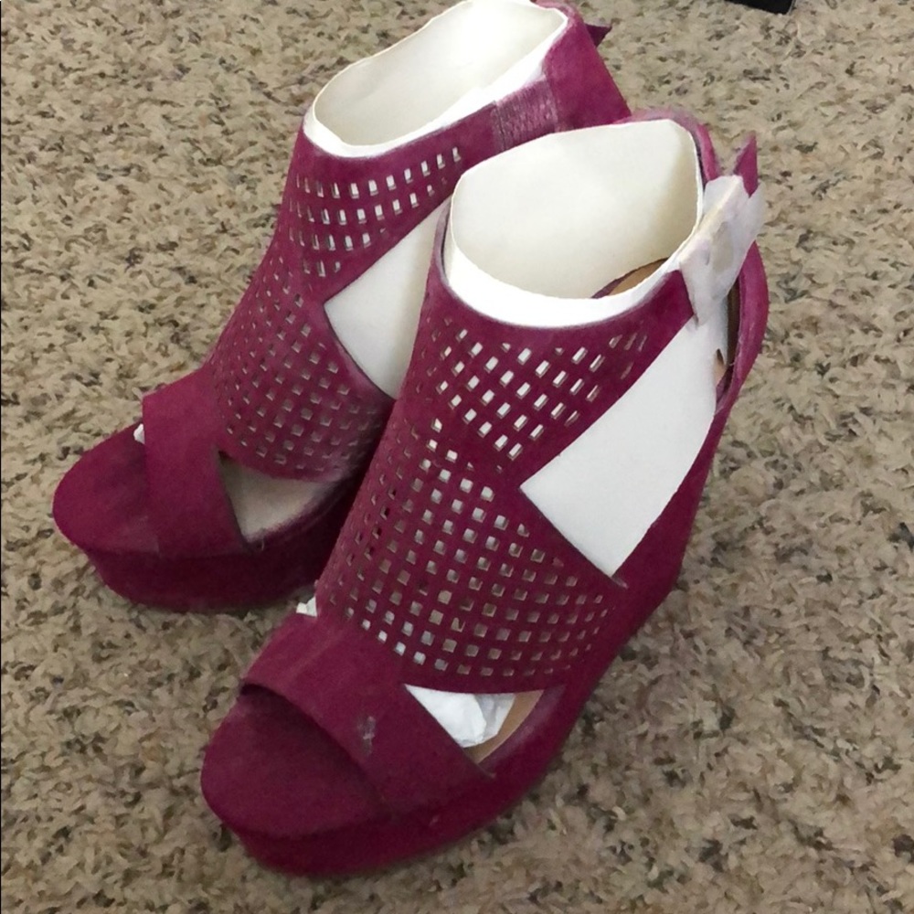 Brand New Bamboo Wedges🤗